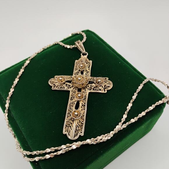Filigree Antique Gold on Sterling Silver Cross on 22-Inch Chain - Picture 1 of 5